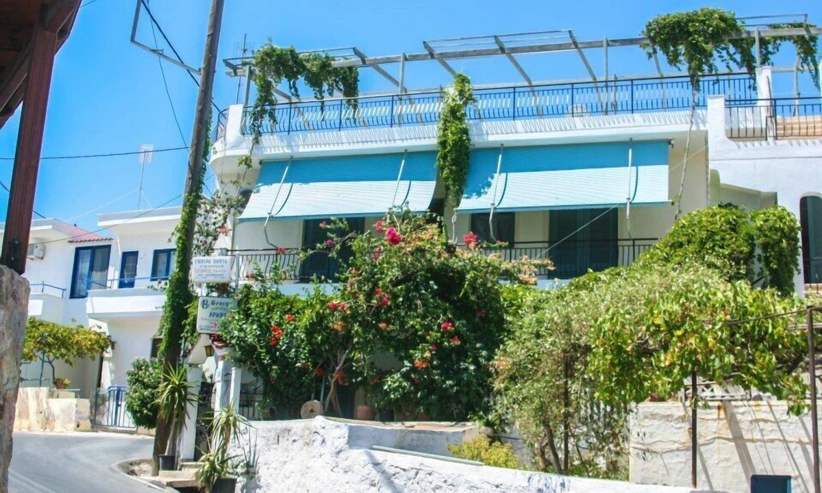 Livadia House | George Apartments