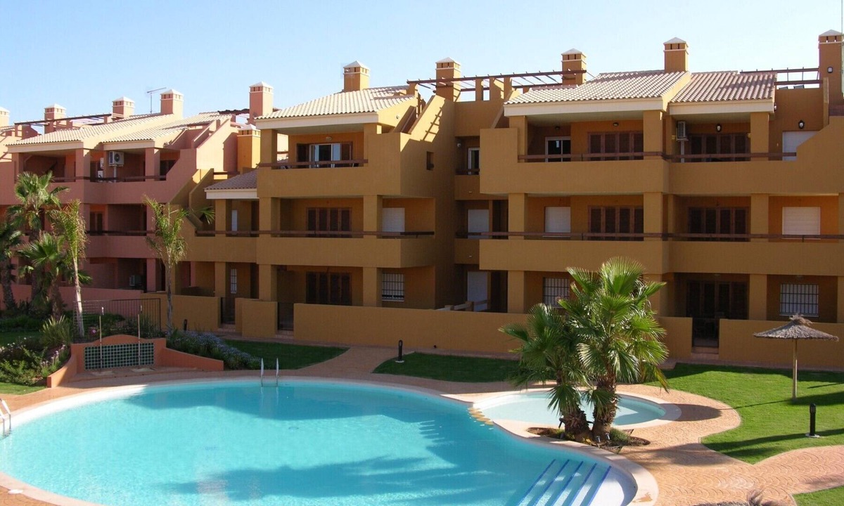 Mar de Cristal Apartment | Ground floor apartment with patio, free wifi, communal pool