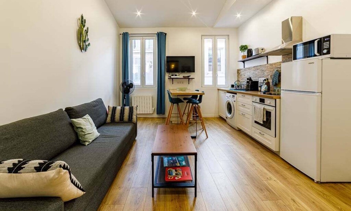 Hotel-de-Ville Apartment | GuestReady - Charming getaway in Old Port Marina