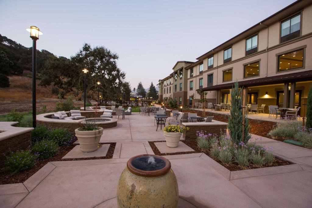 Buellton Hotel | Hampton Inn & Suites Buellton/Santa Ynez Valley, Ca