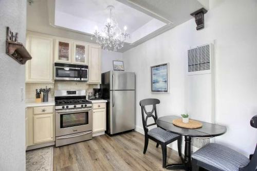 Oceano House | Harborlight Manor