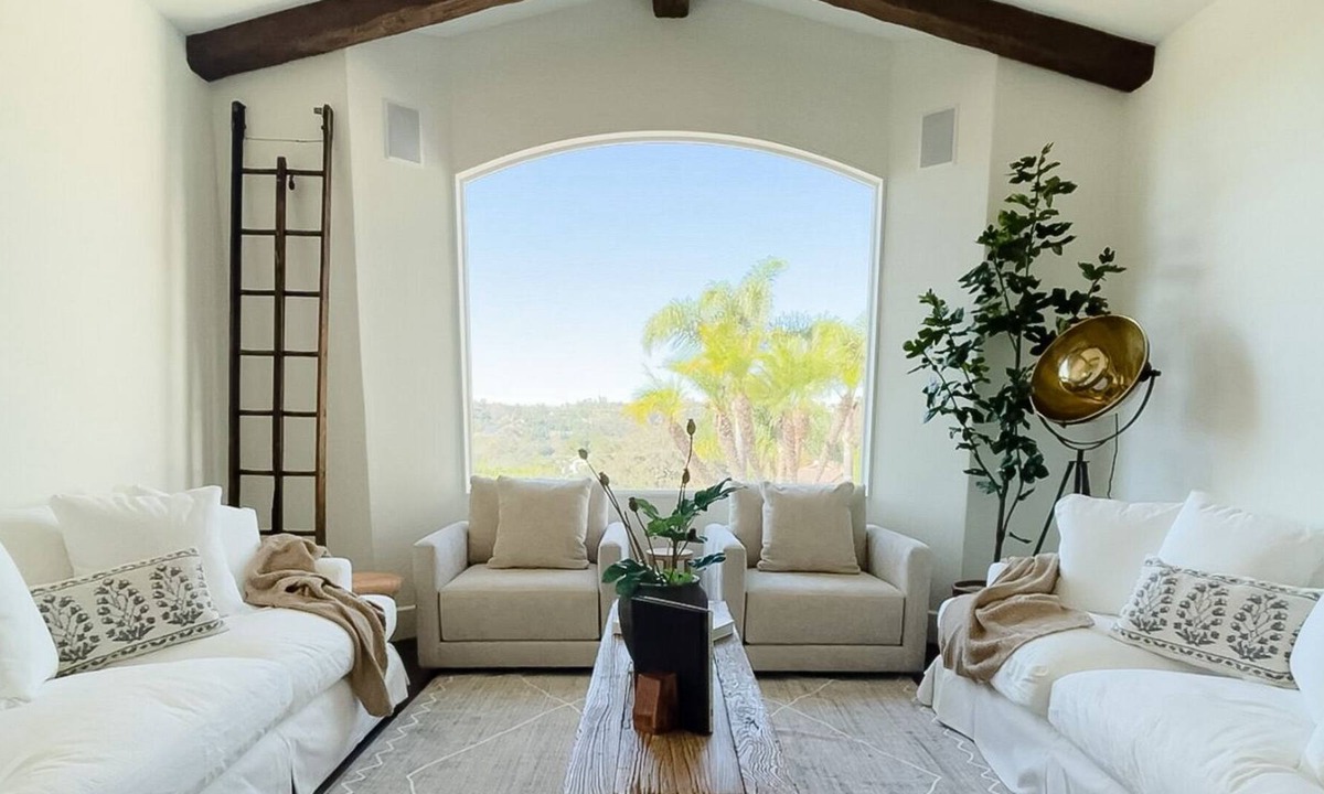 Fallbrook Villa | Highland Estate - centrally located to wedding venues