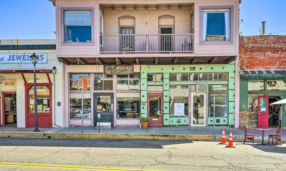 Jackson Apartment | Historic Jackson Gem: Gateway to High Sierra!