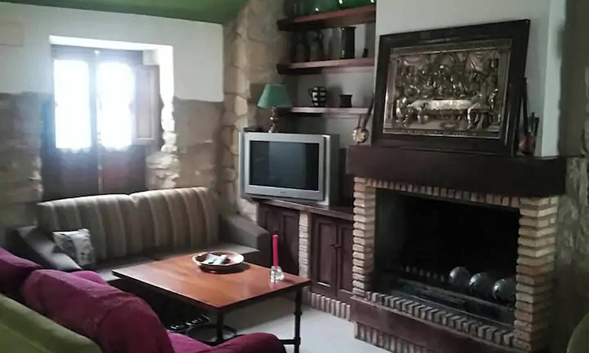 Ubeda House | Homerez - Charming 120 m² house in Úbeda with pool