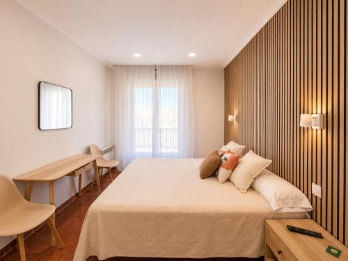 Old Town of Avila House | Hostal Bellas