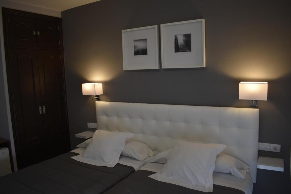 Paracuellos de Jarama Hotel | Hostal el Rocio
