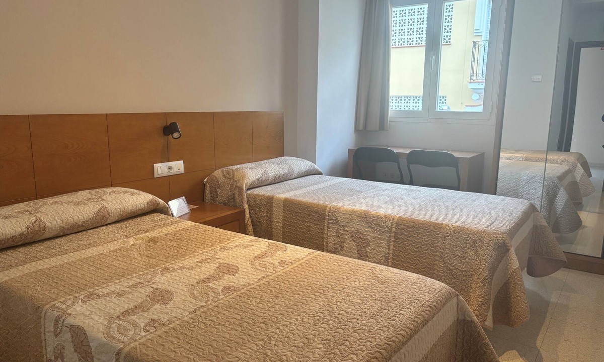 Montijo Hostel | hostal La Isla