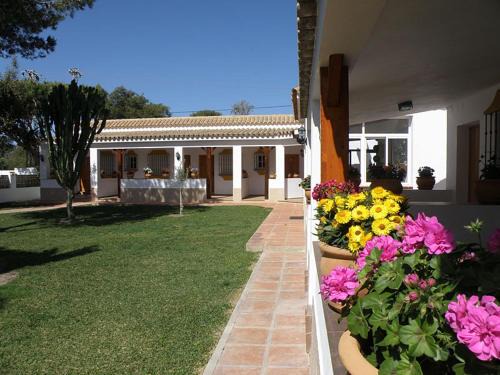 Los Canos de Meca House | Hostal Las Acacias