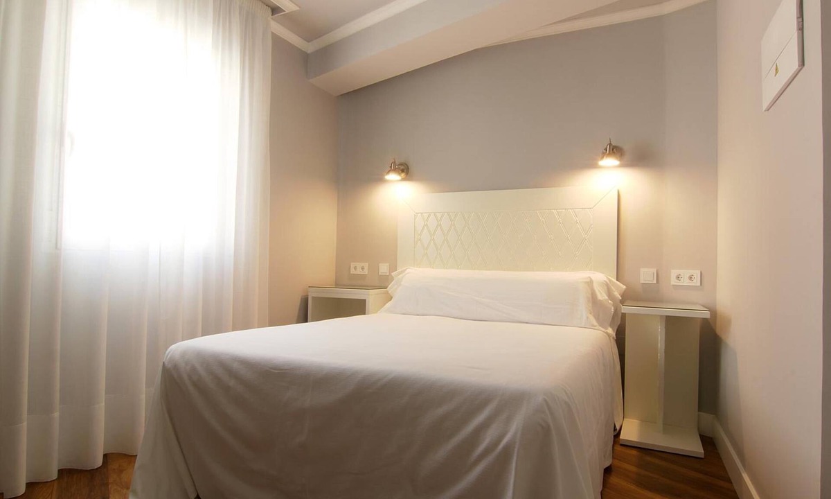 Candeleda Hostel | Hostal los Castañuelos