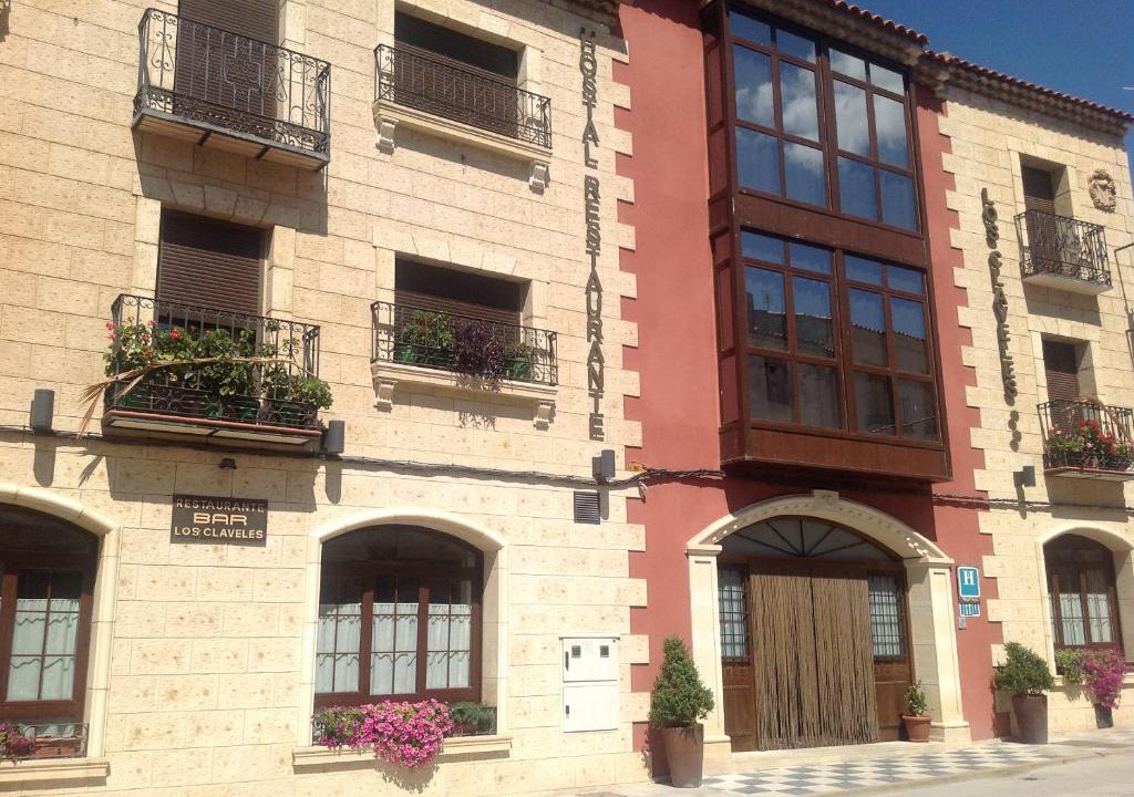 Priego House | Hostal Los Claveles