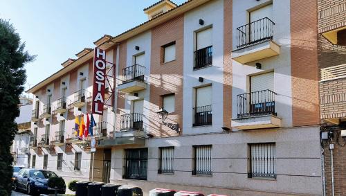 Torrejon de Ardoz House | Hostal Plaza Mayor