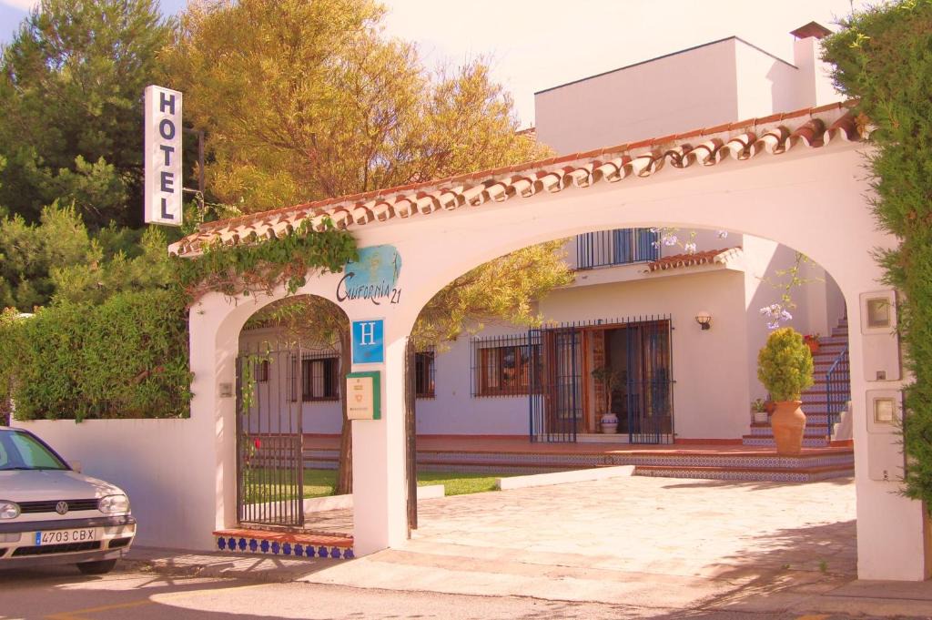 Nerja Hotel | Hotel California