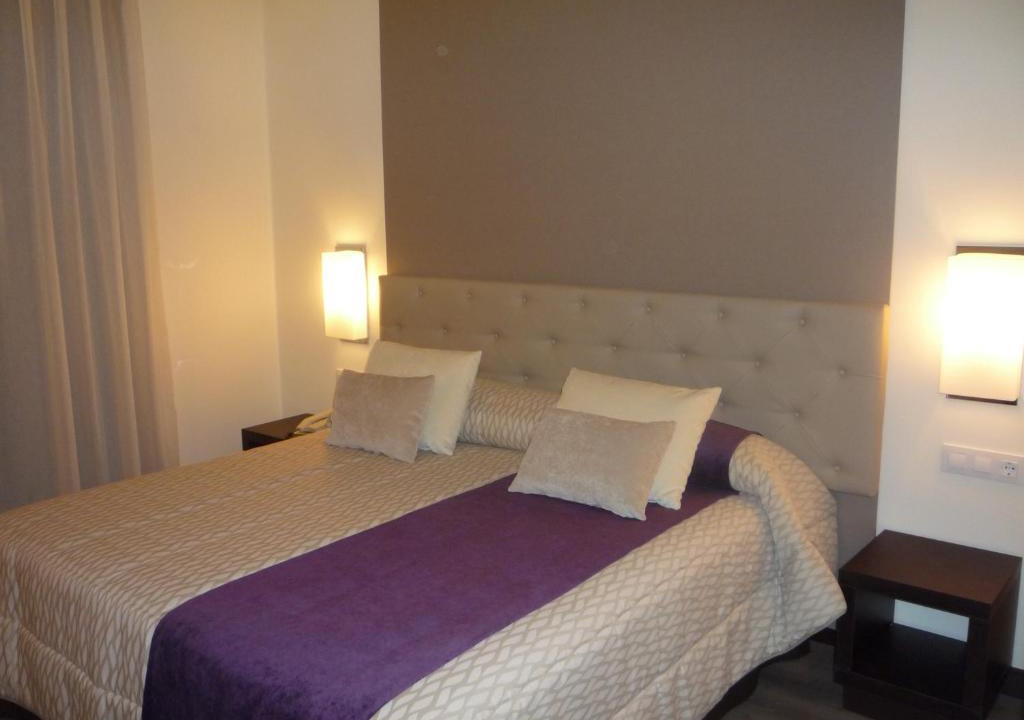 Illescas Hotel | Hotel Complejo París