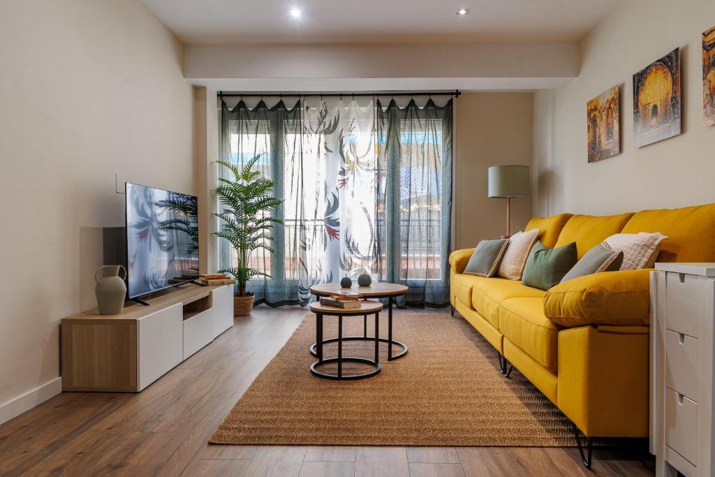 Figares Apartment | House Juana 15
