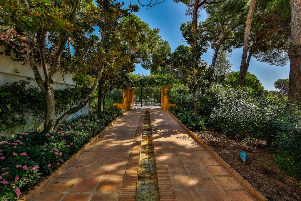 Nikki Beach Apartment | Jardines de las Golondrinas