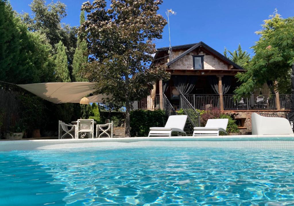 Valdemorillo House | La Amapola