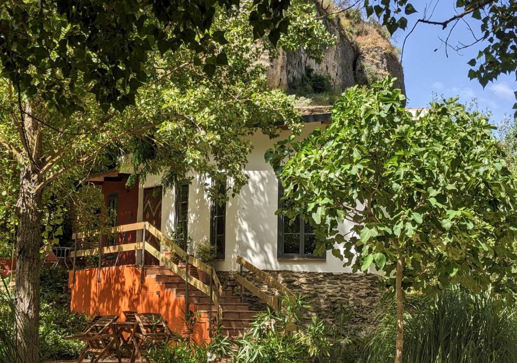 Setenil de las Bodegas House | La Molina - casas independientes en naturaleza excepcional