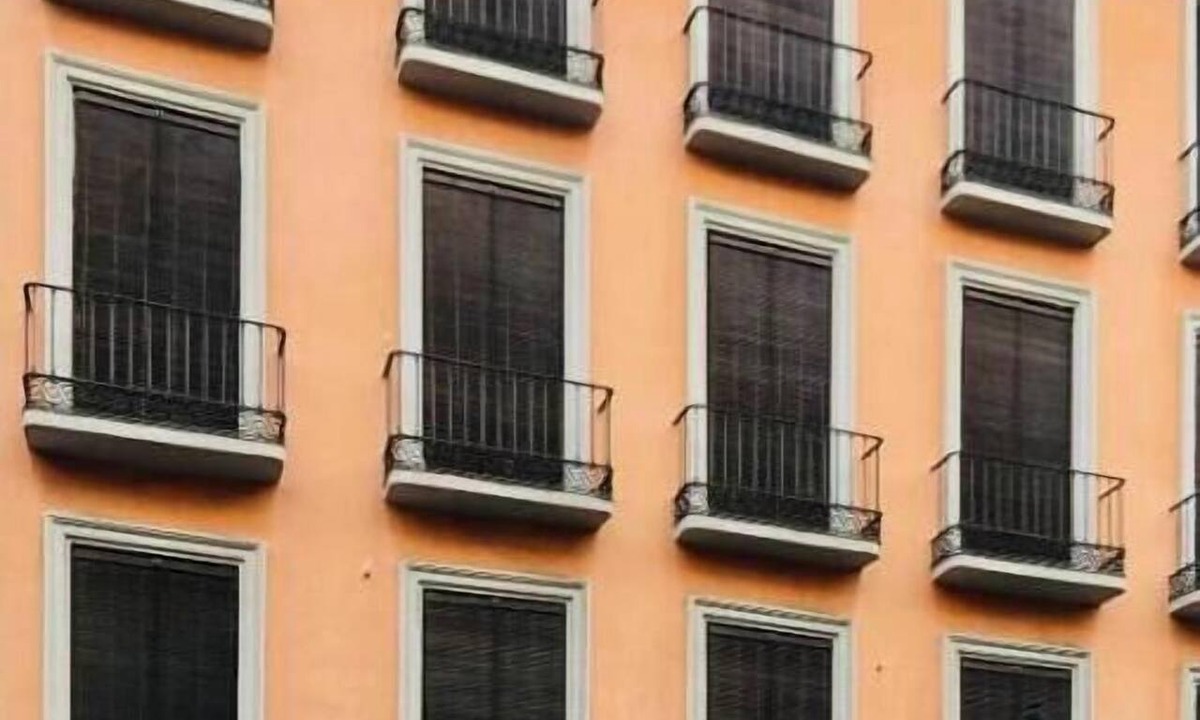 Centro - Sagrario Hotel | La Perla Reyes Catolicos Living: Superior Duplex Apartment with Terrace