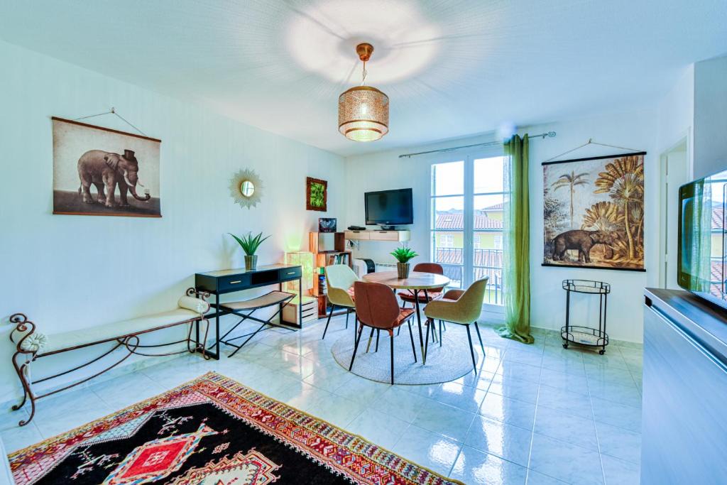 Old Town Apartment | La Providence