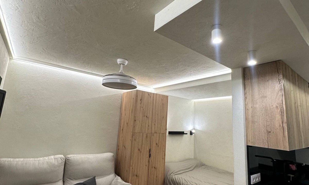 Palacio Apartment | Lavender Studio Seasonal