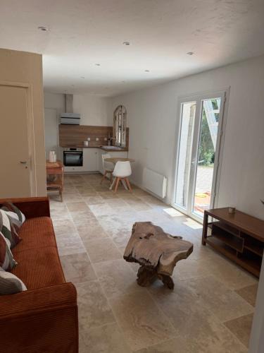 Coursegoules Apartment | Les 2 F