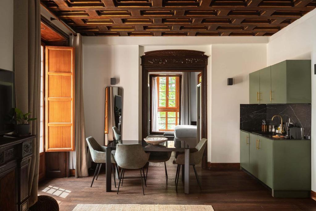 Casco Viejo Apartment | Limehome Vitoria Palacio de los Álava-Velasco