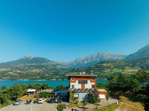 Savines-le-Lac Hotel | Logis Hotel Eden Lac