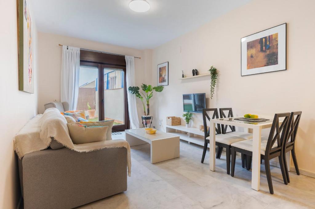 Bormujos Apartment | LuxSevilla Bormujos Piscina Free Parking