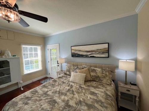 Napa House | Luxury Private Poolside Suite