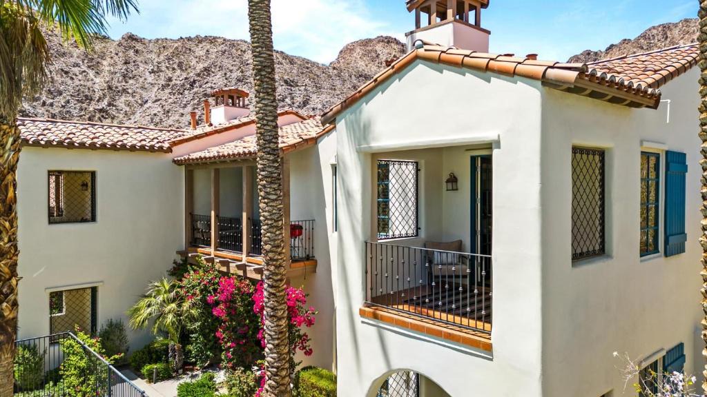 La Quinta Apartment | LV014 Legacy Villas Studio Overlooking the Pool