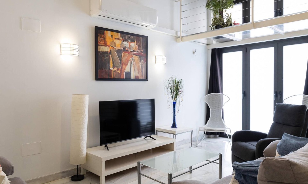 Moscardo Apartment | Madrid Río II - Spacious duplex