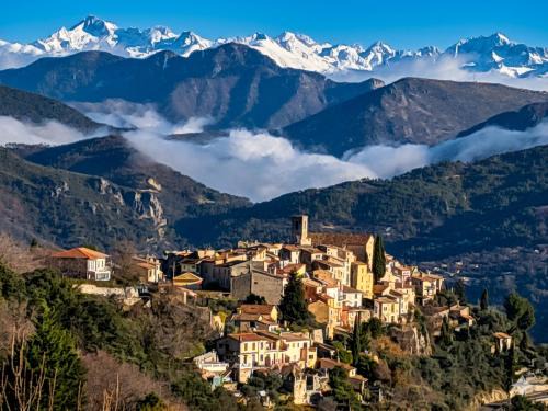 Bouyon Bed & Breakfast | Maison Barnoin-Chambres et villas au calme proche Nice