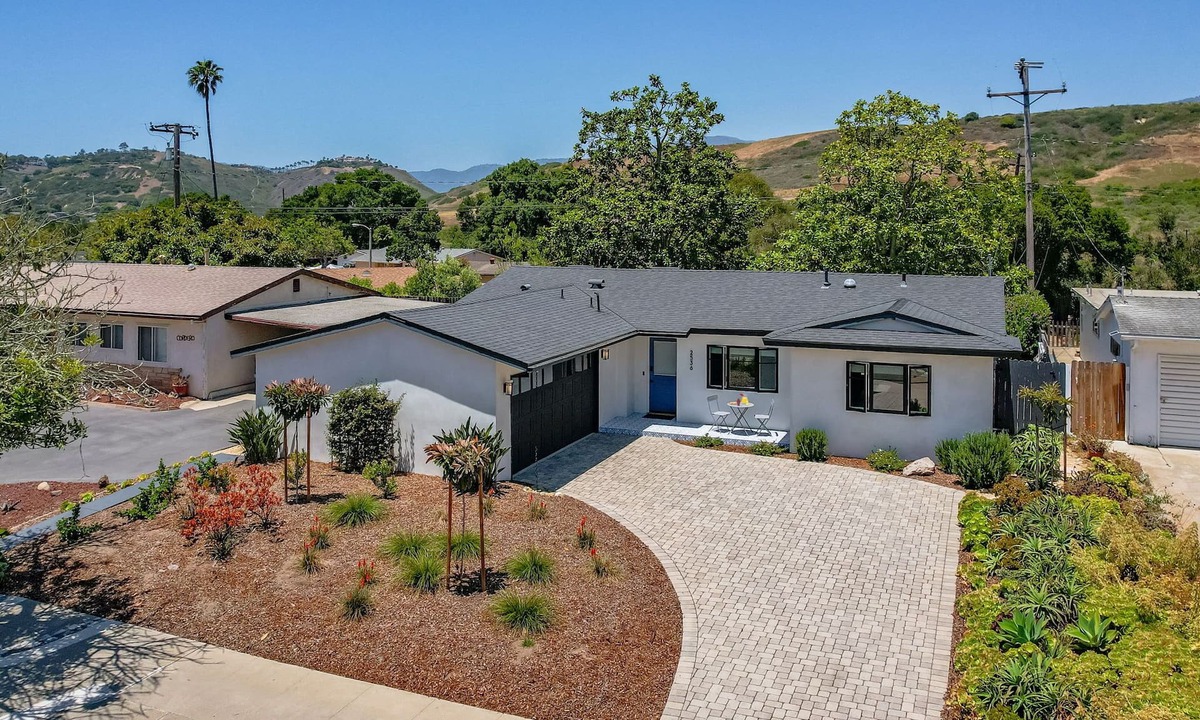 West Mesa House | Mesa Breeze - Easy Breezy on the Mesa