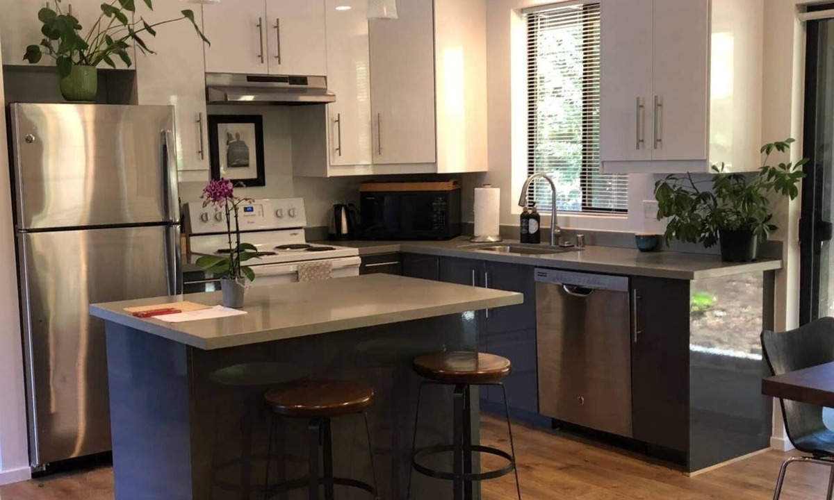 Tamalpais-Homestead Valley House | Mill Valley/ Muir Casa Modern 1 Br House on Mount Tam Muir Woods