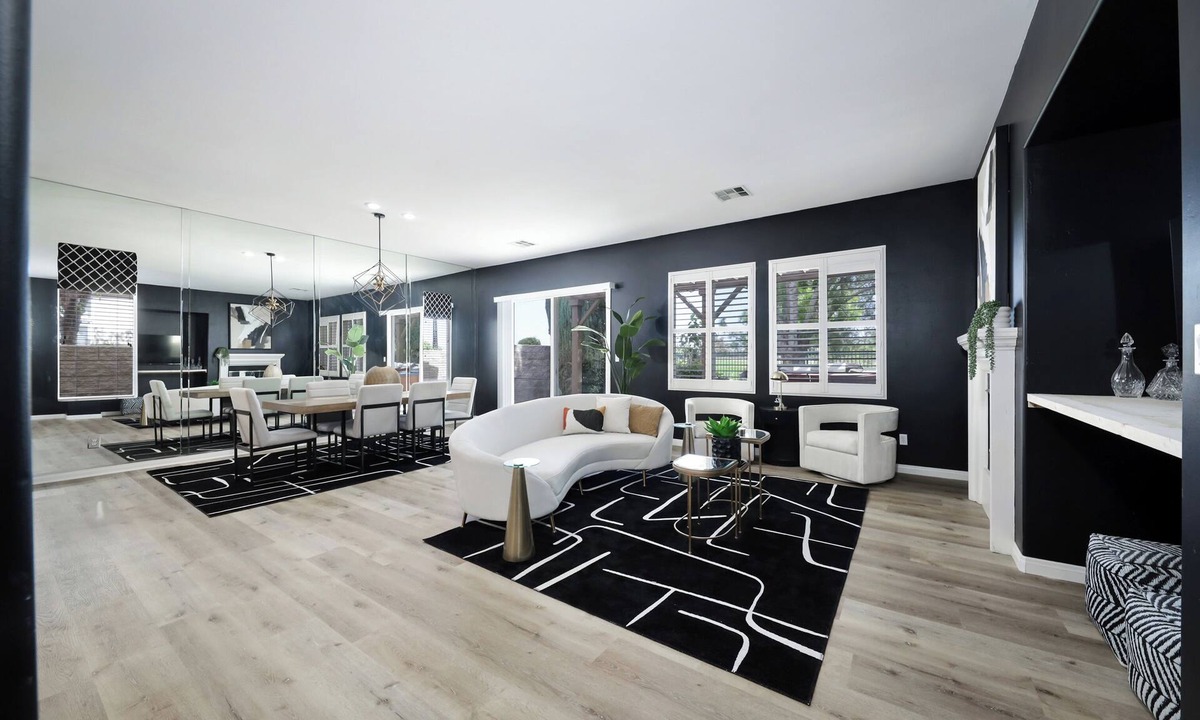 Greenacres House | MODERN RETREAT Prime location, On golf course