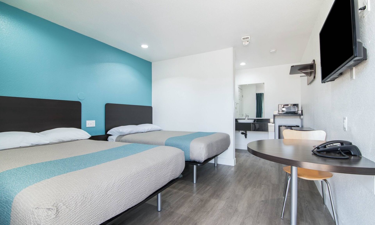 Moreno Valley Hotel | Motel 6 Moreno Valley - Riverside March Air Base