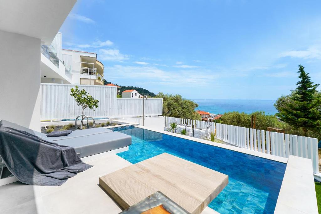 Chrisi Ammoudia Apartment | Mythodea Prive Luxury Suites