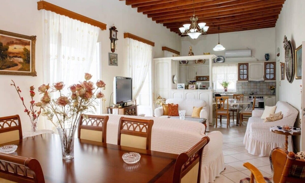 Leros Apartment | Neoclassical Splendor, Unique Experience in Leros