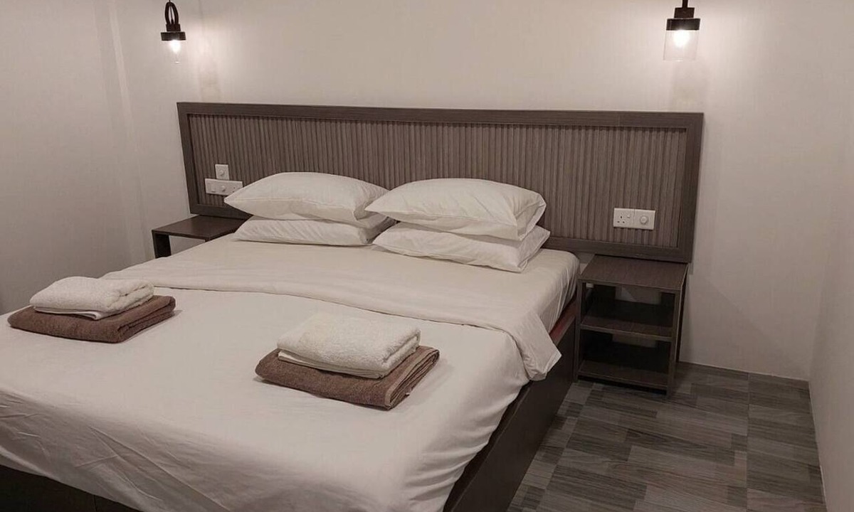 Dhiffushi House | Nirili Villa