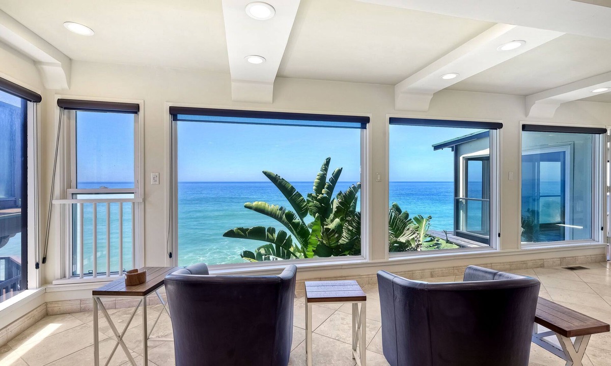 South Oceanside House | Oceanfront, Hot Tub, Private Beach, Fire Pit