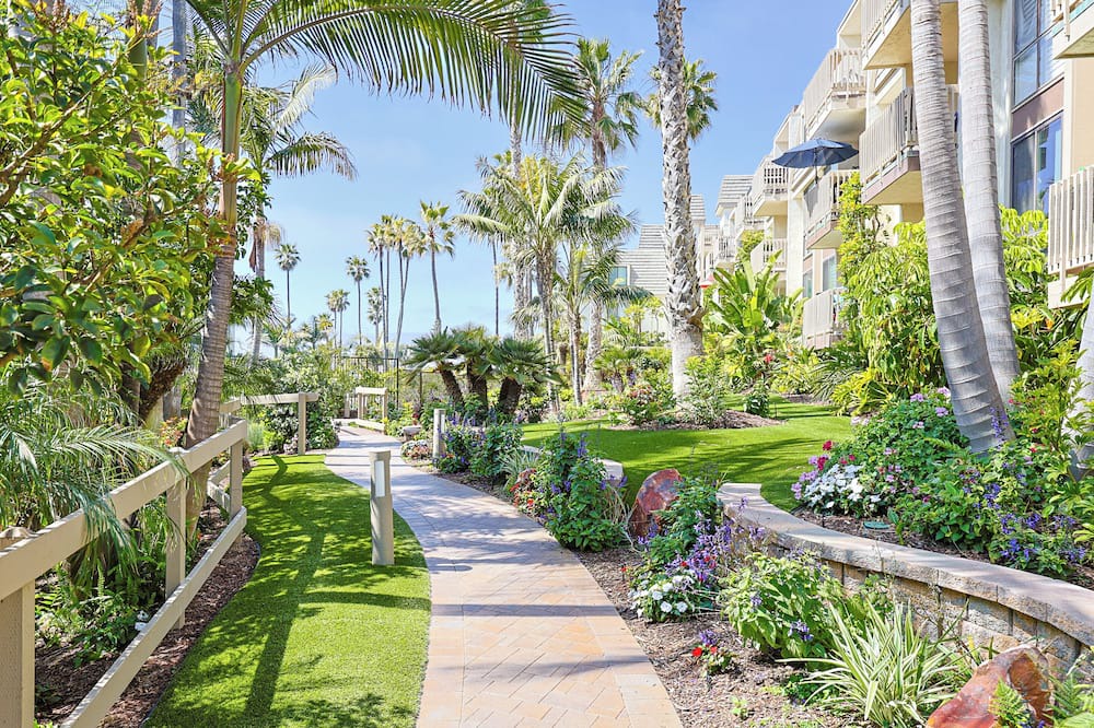 Townsite Condo | Oceanside Beach Condos