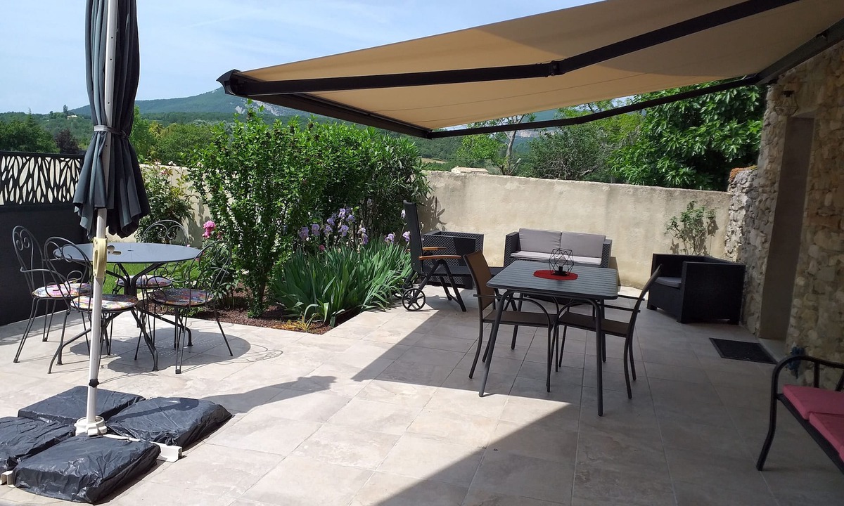 Rochebaudin House | Petite Maison de Campagne Tout Confort au Calme