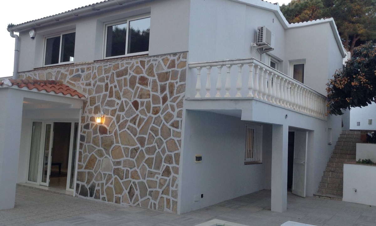 Marbella Villa | Private villa with own pool and gardens , set in a quiet residential urbanizatio