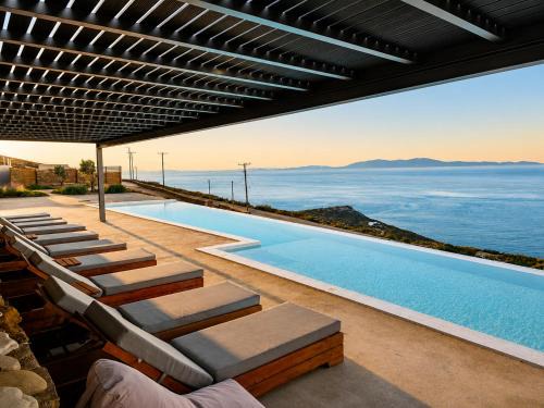 Exomvourgo Villa | ReGenesis Villas