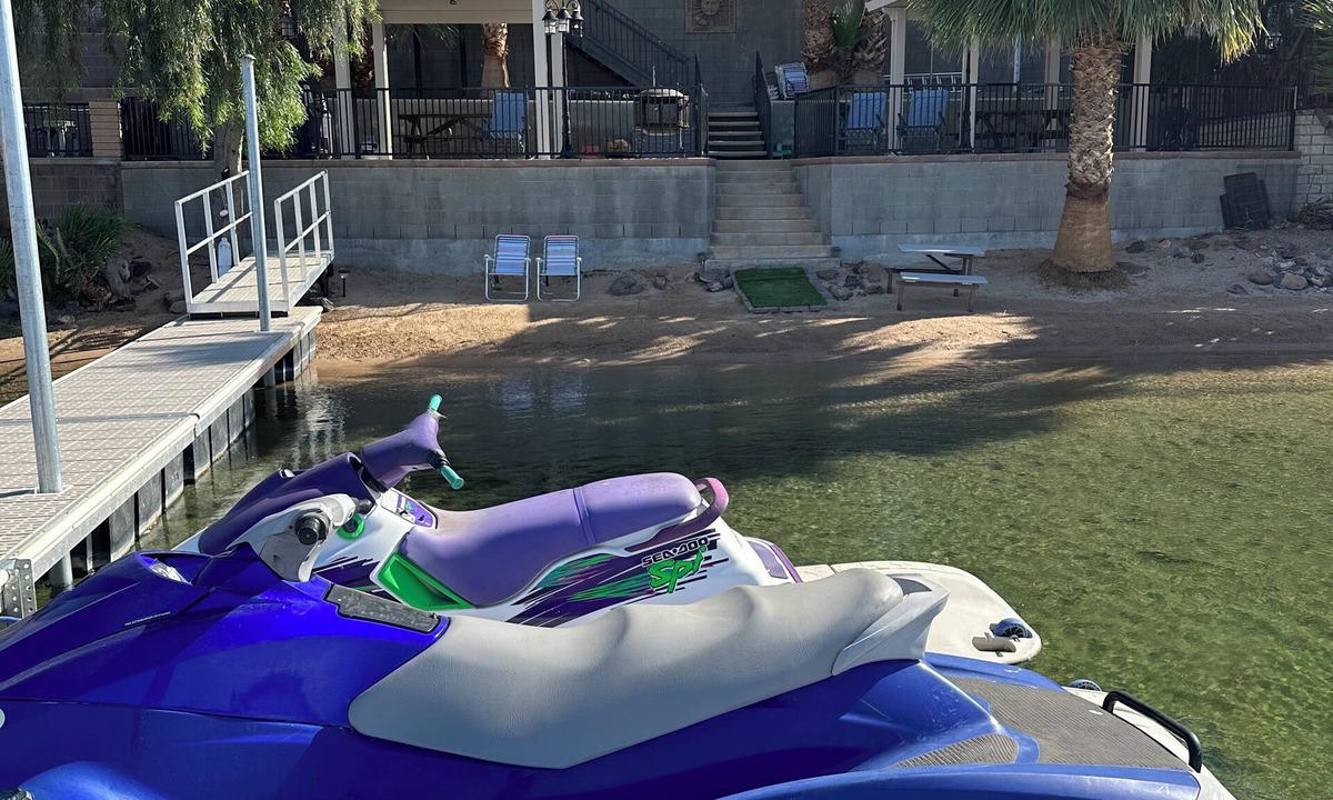 Bullhead City House | Riverfront Paradise with Private Beach