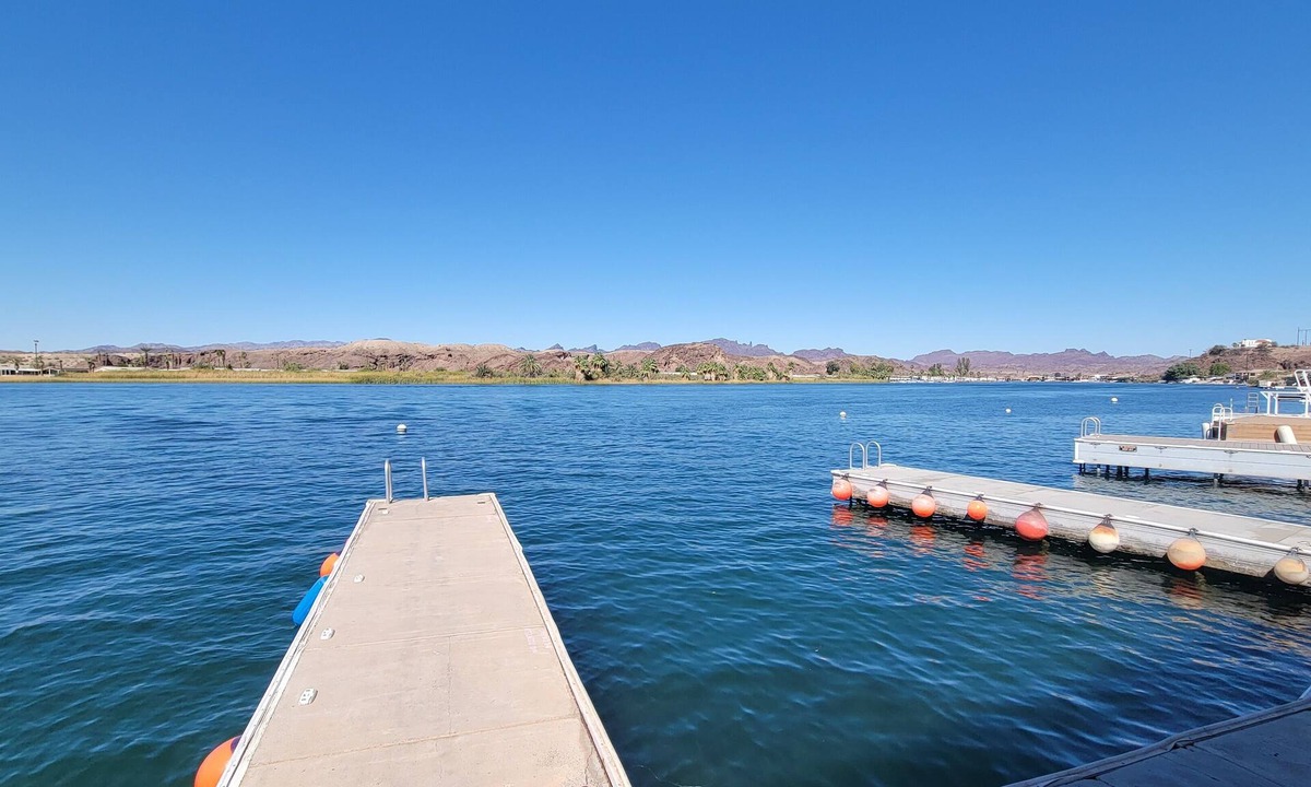 Cienega Springs House | Riverfront Parker Home 4 or 3 bedrooms with dock and views!