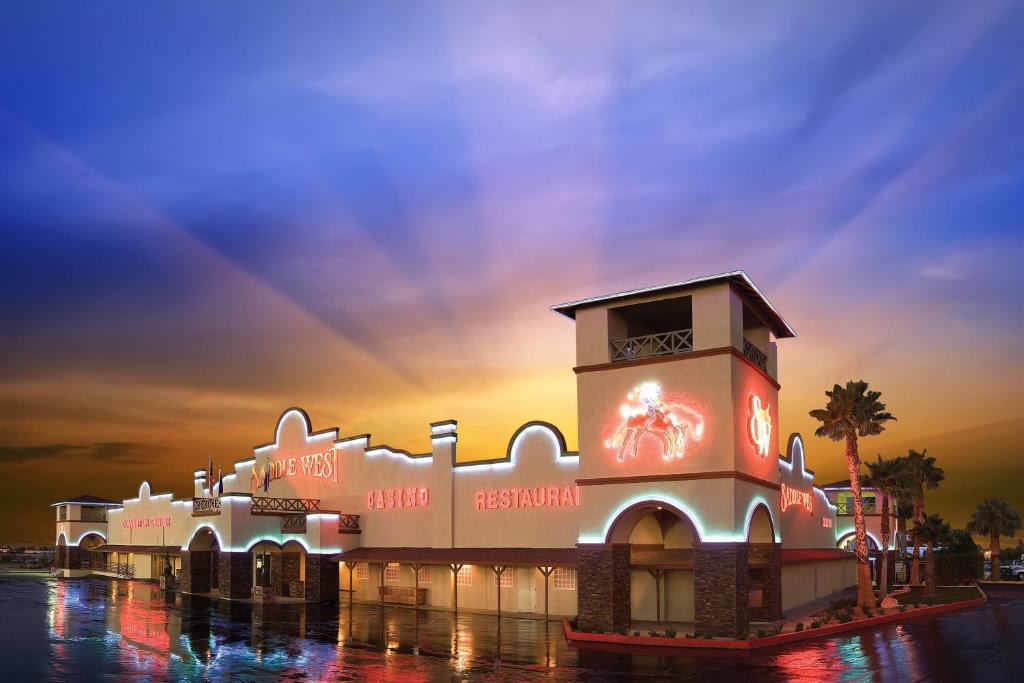 Pahrump Hotel | Saddle West Casino Hotel