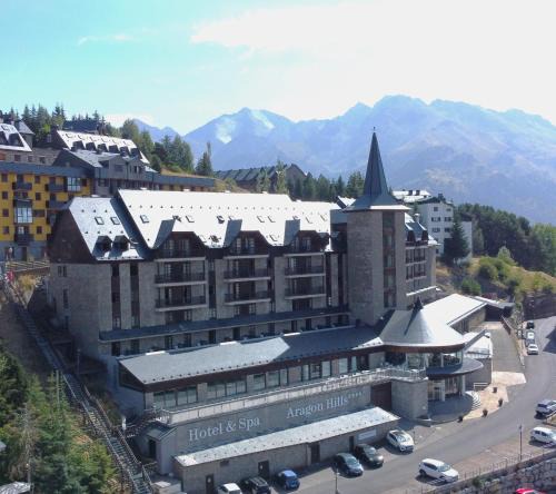 Formigal Hotel | SNÖ Aragon Hills