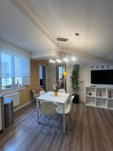 Recoletos Apartment | Sofía Puerta de Alcala