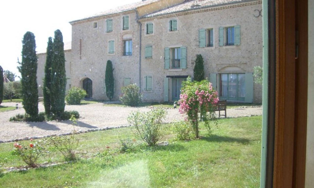 Brunet Apartment | Spacious apartment in Valensole with pool